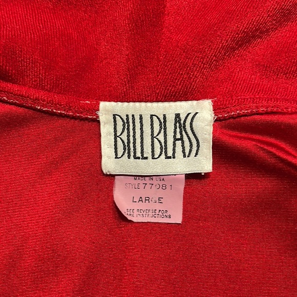 Bill Blass Robe - Picture 6 of 6